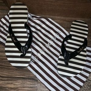 Authentic Henri Bendel Flip Flops size 7